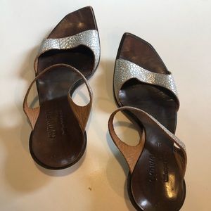 Silver Cydwoq kitten heel slide sandals